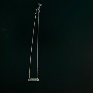 Kendra scott necklace